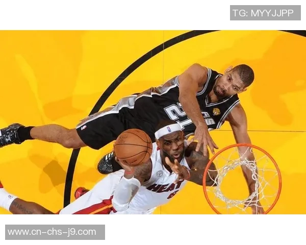 热火与马刺首场对决精彩回顾双方战术较量引人瞩目